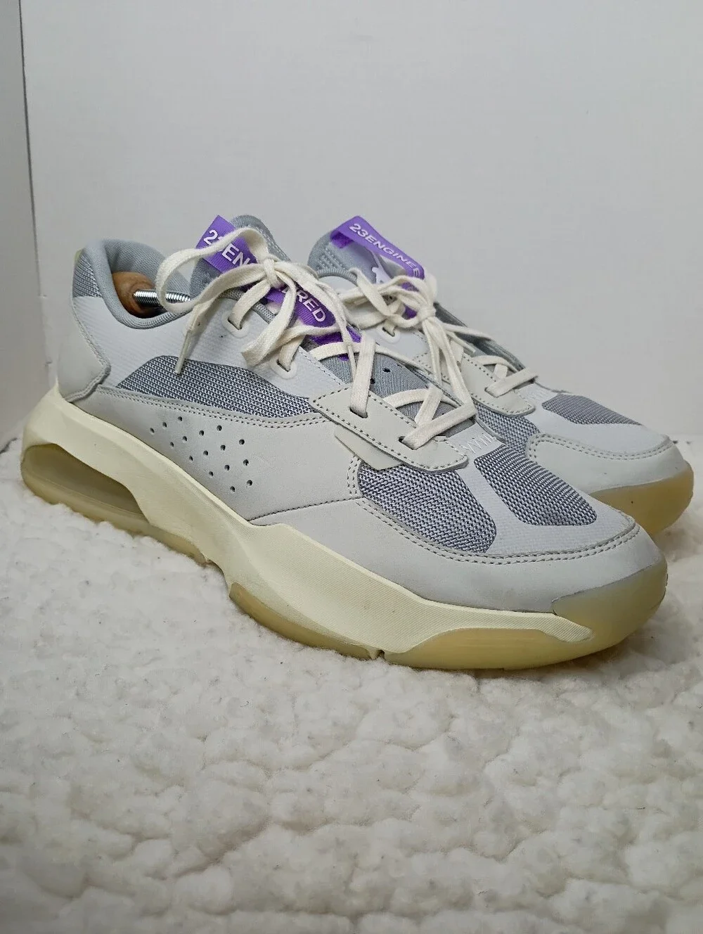 Jordan Air 200E Grey Coconut Milk Purple Men's Size 14 DC9836-110.Pre-owned and